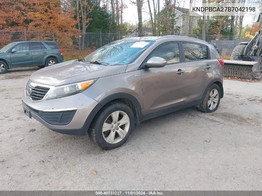 2011 Kia Sportage Lx VIN: KNDPBCA27B7042198 Lot: 40733227