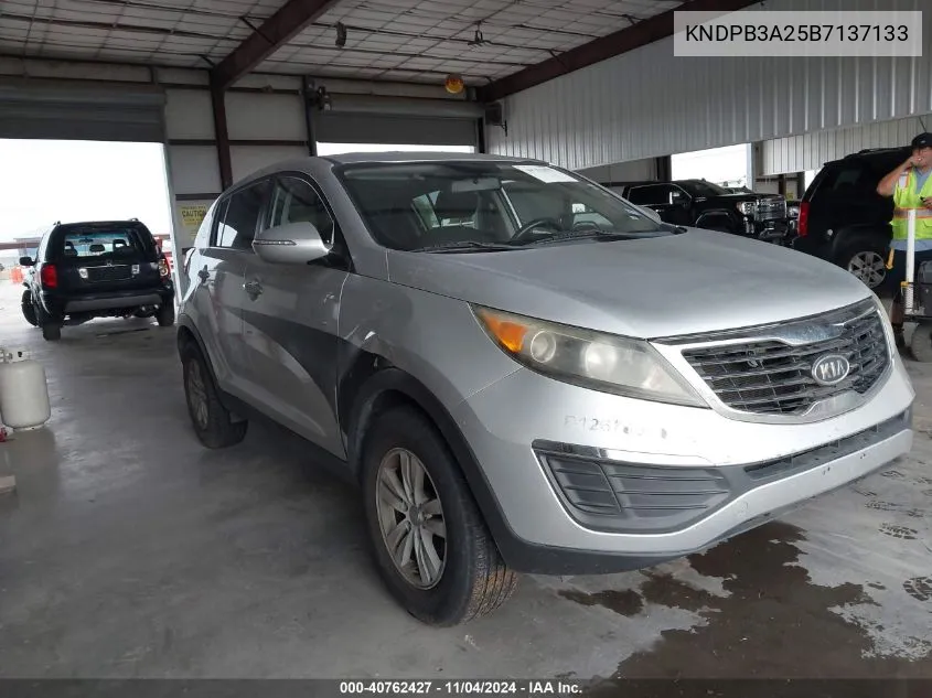 2011 Kia Sportage Lx VIN: KNDPB3A25B7137133 Lot: 40762427