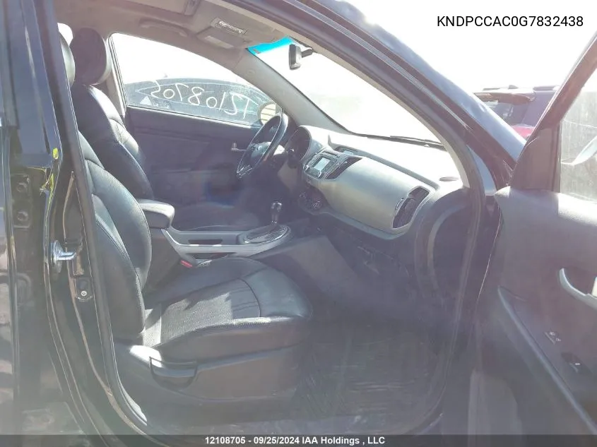 KNDPCCAC0G7832438 2016 Kia Sportage