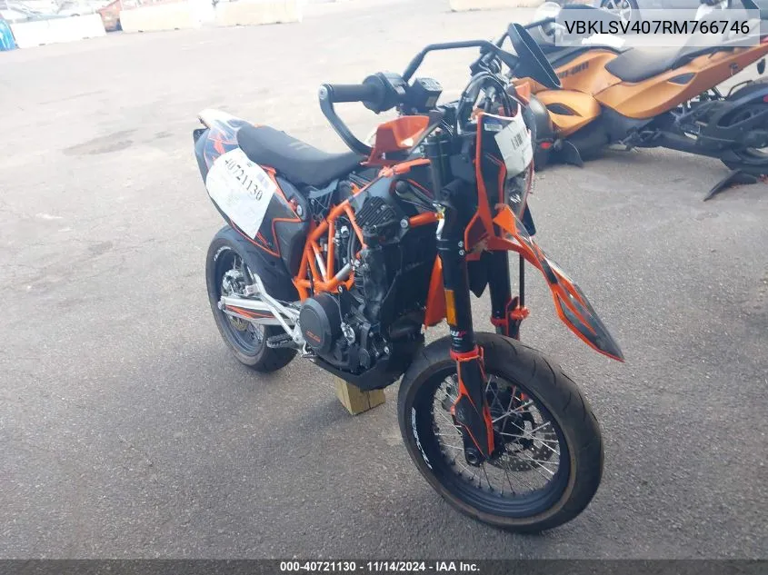 2024 Ktm 690 Smc R VIN: VBKLSV407RM766746 Lot: 40721130