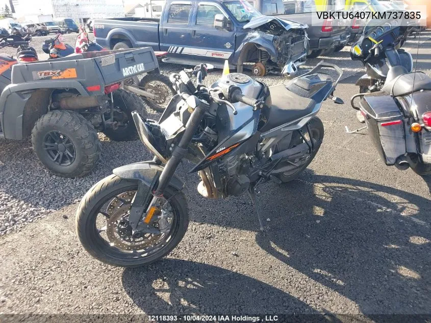 2019 Ktm 790 Duke VIN: VBKTU6407KM737835 Lot: 12118393