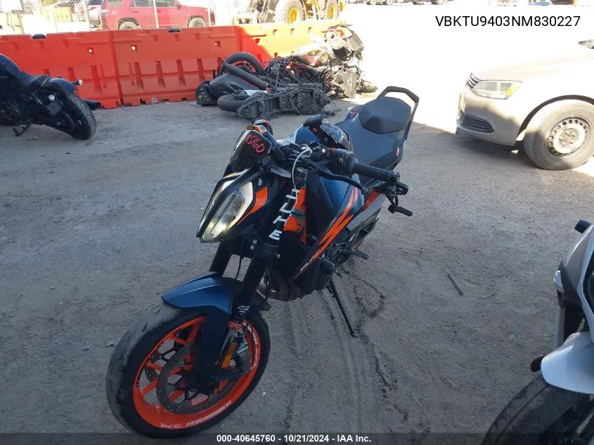 2022 Ktm 890 Duke R VIN: VBKTU9403NM830227 Lot: 40645760