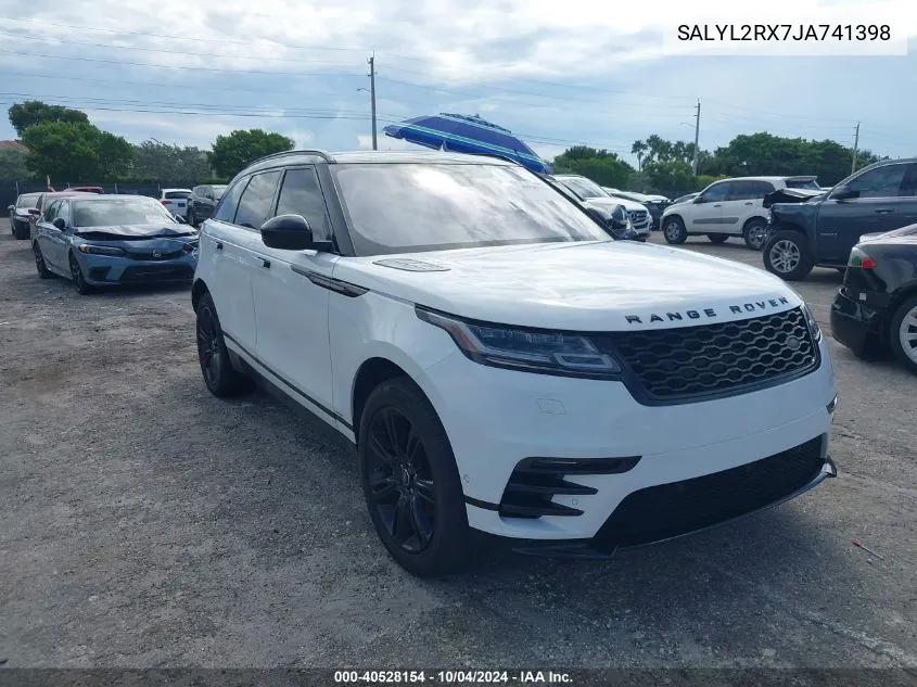 2018 Land Rover Range Rover Velar P250 Se R-Dynamic VIN: SALYL2RX7JA741398 Lot: 40528154