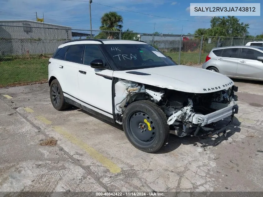 2018 Land Rover Range Rover Velar P380 Se R-Dynamic VIN: SALYL2RV3JA743812 Lot: 40842422