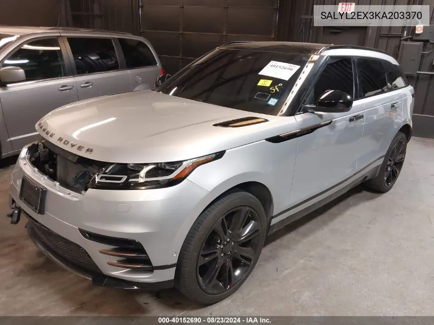 2019 Land Rover Range Rover Velar P250 R-Dynamic Se VIN: SALYL2EX3KA203370 Lot: 40152690