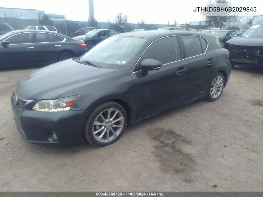 2011 Lexus Ct 200H Premium VIN: JTHKD5BH6B2029845 Lot: 40758728