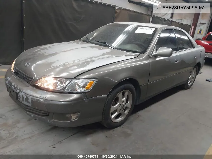 2000 Lexus Es 300 VIN: JT8BF28G5Y5098962 Lot: 40740771