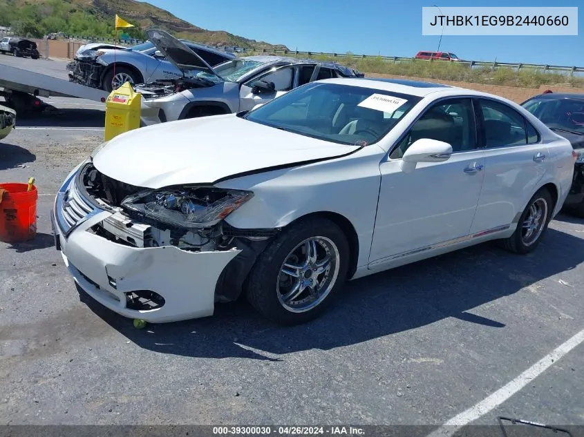 2011 Lexus Es 350 VIN: JTHBK1EG9B2440660 Lot: 39300030