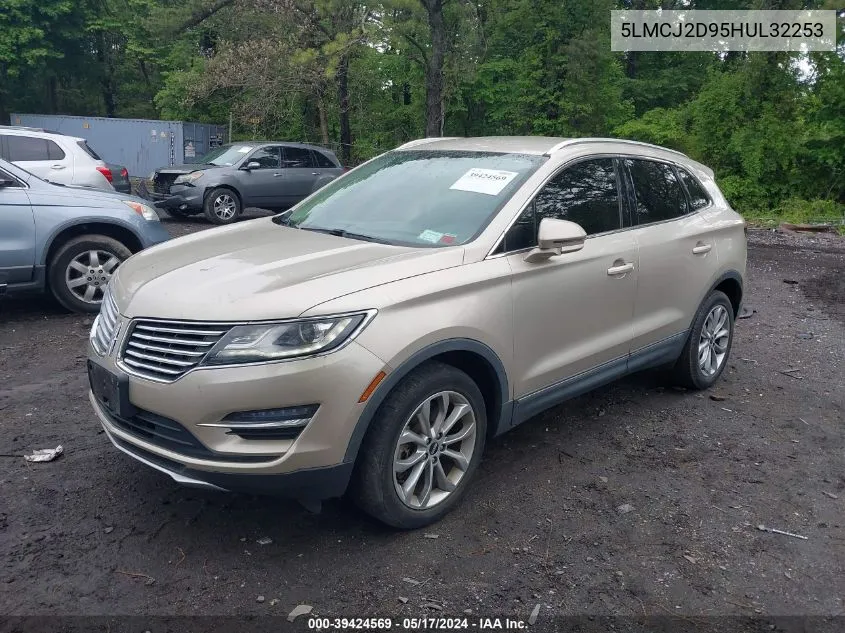 2017 Lincoln Mkc Select VIN: 5LMCJ2D95HUL32253 Lot: 39424569