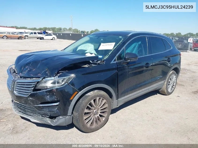 5LMCJ3C95HUL24239 2017 Lincoln Mkc Reserve