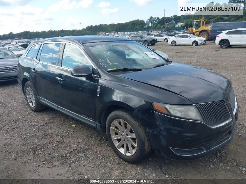 2LMHJ5NK2DBL57109 2013 Lincoln Mkt Livery