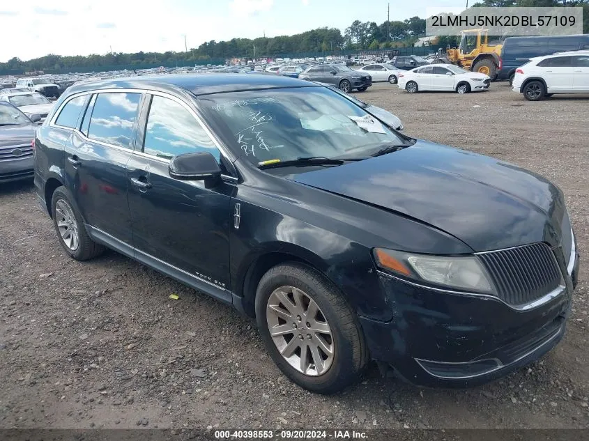 2LMHJ5NK2DBL57109 2013 Lincoln Mkt Livery