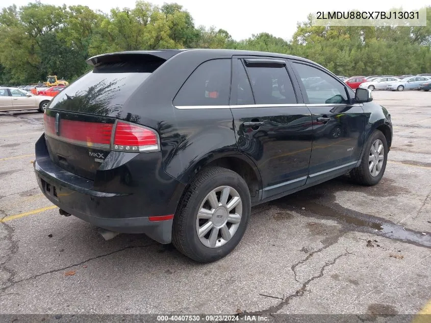 2007 Lincoln Mkx VIN: 2LMDU88CX7BJ13031 Lot: 40407530