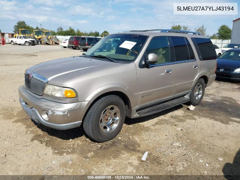 2000 Lincoln Navigator VIN: 5LMEU27A7YLJ43194 Lot: 40608108