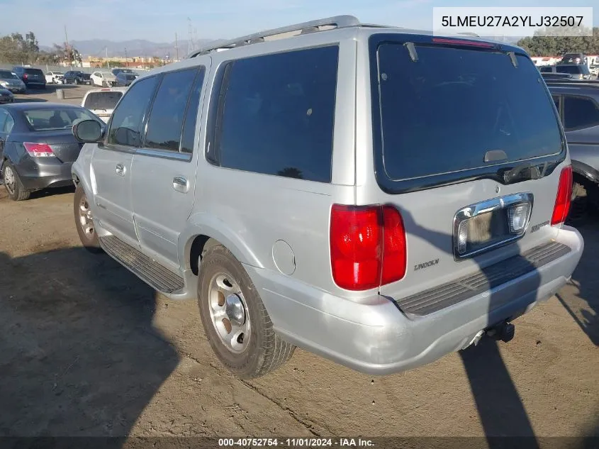 2000 Lincoln Navigator VIN: 5LMEU27A2YLJ32507 Lot: 40752754