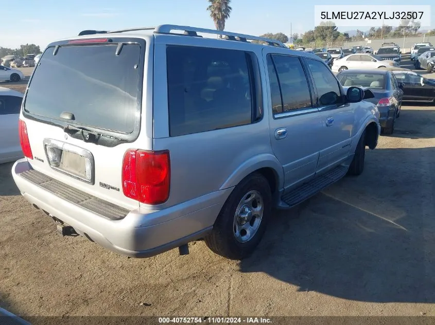 2000 Lincoln Navigator VIN: 5LMEU27A2YLJ32507 Lot: 40752754