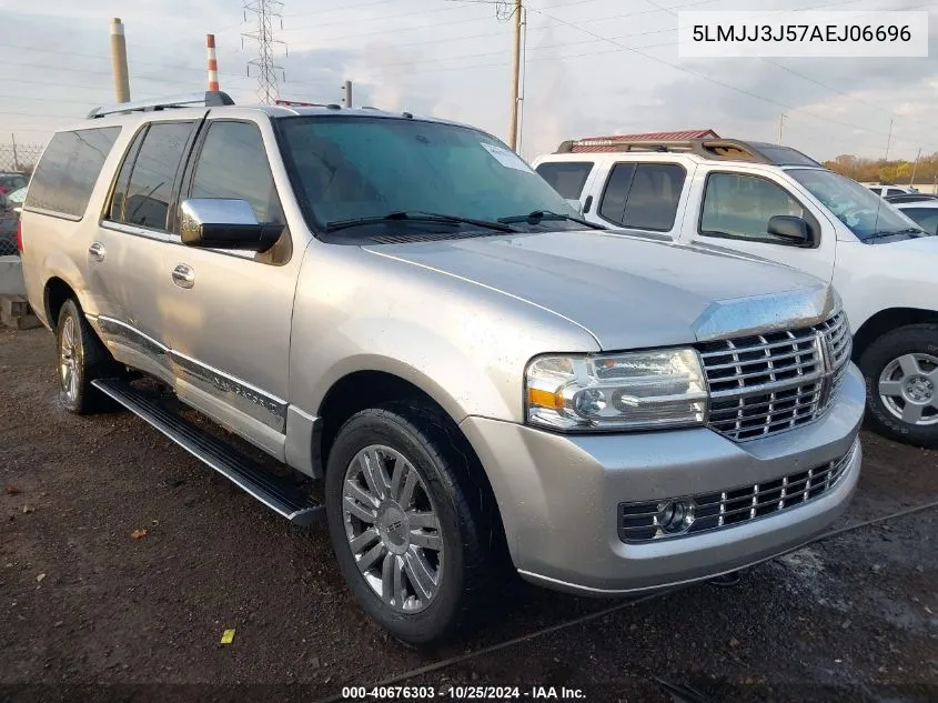 2010 Lincoln Navigator L VIN: 5LMJJ3J57AEJ06696 Lot: 40676303