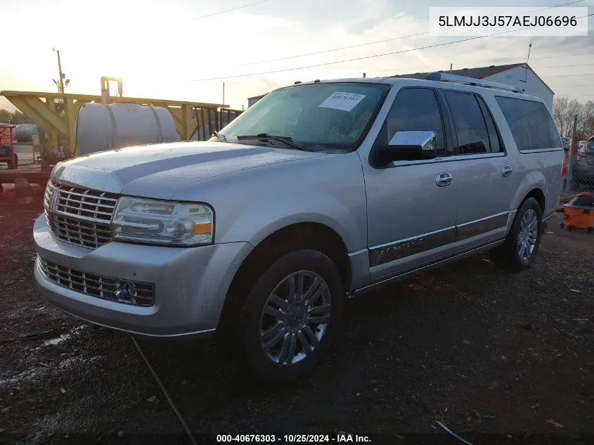 2010 Lincoln Navigator L VIN: 5LMJJ3J57AEJ06696 Lot: 40676303