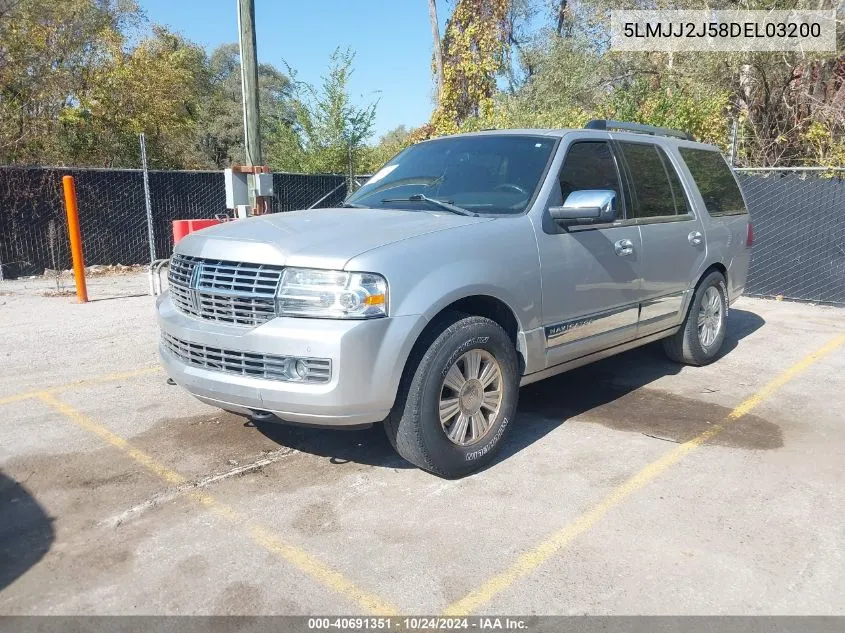 2013 Lincoln Navigator VIN: 5LMJJ2J58DEL03200 Lot: 40691351