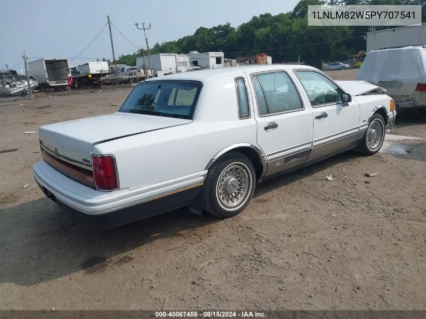 1993 Lincoln Town Car Signature/Jack Nicklaus VIN: 1LNLM82W5PY707541 Lot: 40067455