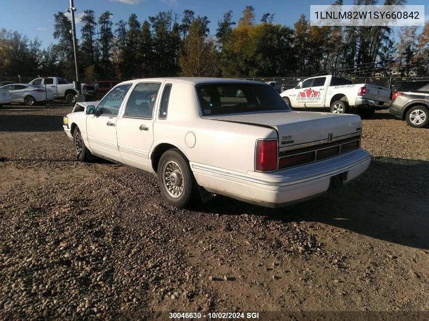 1995 Lincoln Town Car Signature/Spinnaker VIN: 1LNLM82W1SY660842 Lot: 30046630