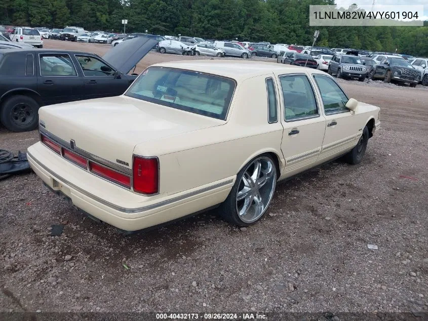 1LNLM82W4VY601904 1997 Lincoln Town Car Signature