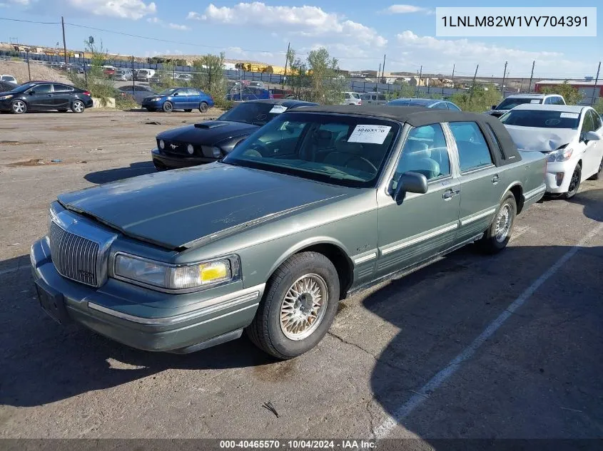 1997 Lincoln Town Car Signature VIN: 1LNLM82W1VY704391 Lot: 40465570