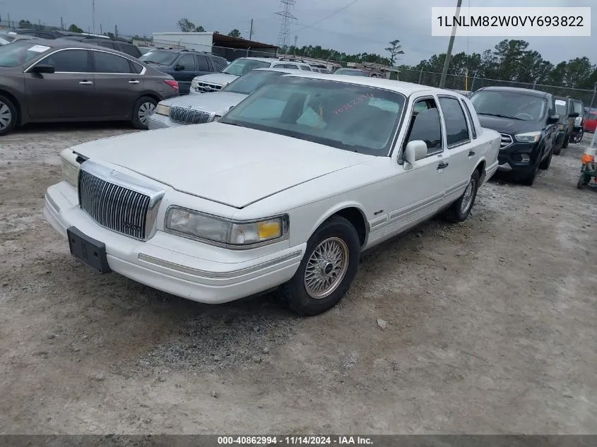 1997 Lincoln Town Car Signature VIN: 1LNLM82W0VY693822 Lot: 40862994