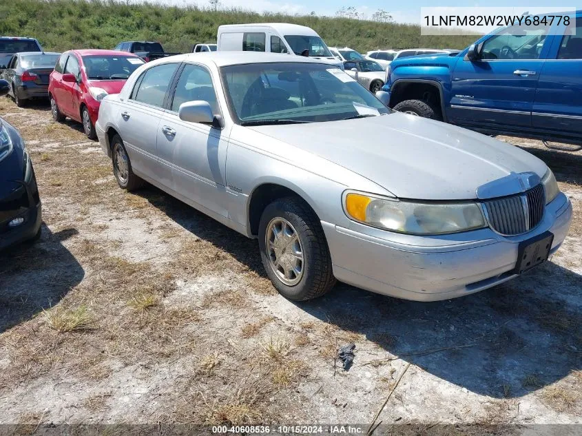 1998 Lincoln Town Car Signature VIN: 1LNFM82W2WY684778 Lot: 40608536