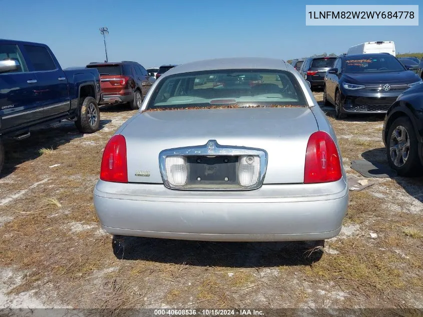 1998 Lincoln Town Car Signature VIN: 1LNFM82W2WY684778 Lot: 40608536