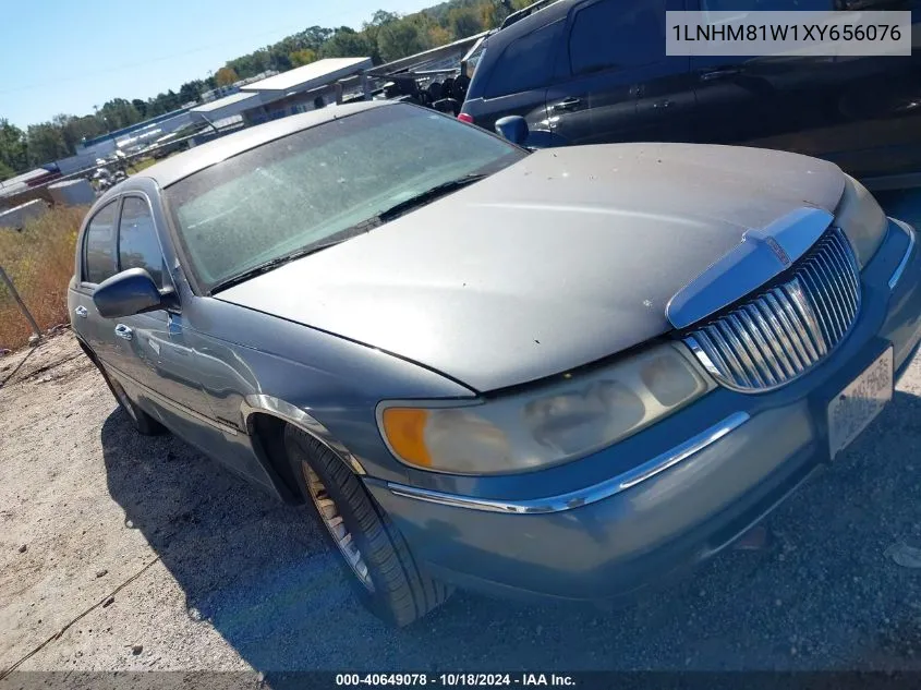 1999 Lincoln Town Car Executive VIN: 1LNHM81W1XY656076 Lot: 40649078