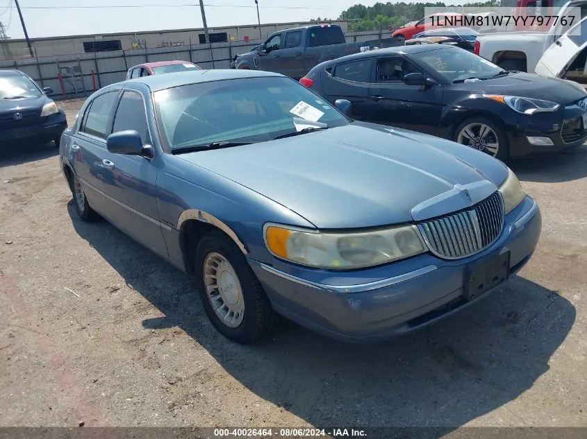 2000 Lincoln Town Car Executive VIN: 1LNHM81W7YY797767 Lot: 40026464