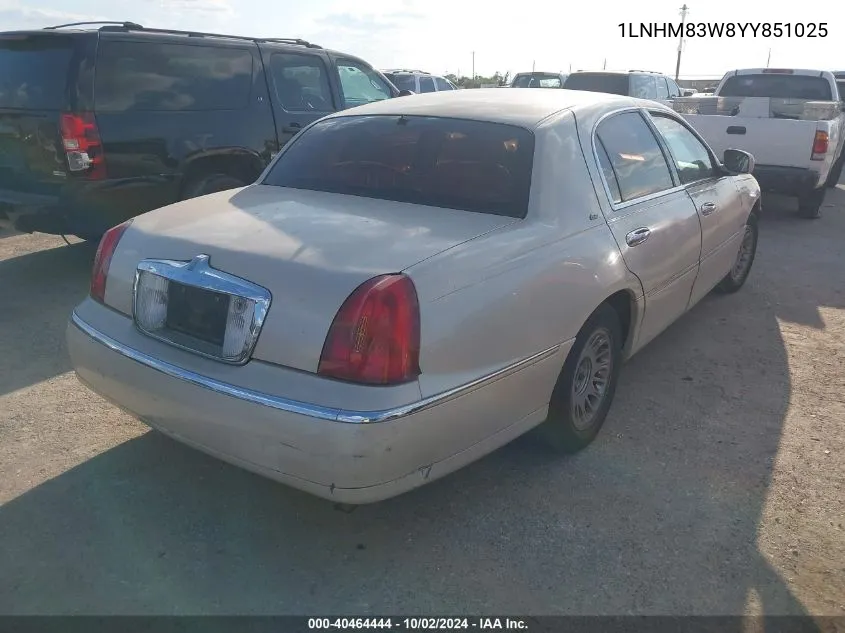 2000 Lincoln Town Car Cartier VIN: 1LNHM83W8YY851025 Lot: 40464444