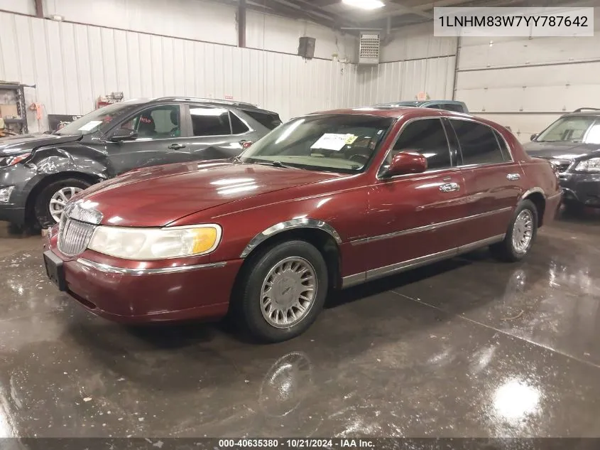 2000 Lincoln Town Car Cartier VIN: 1LNHM83W7YY787642 Lot: 40635380