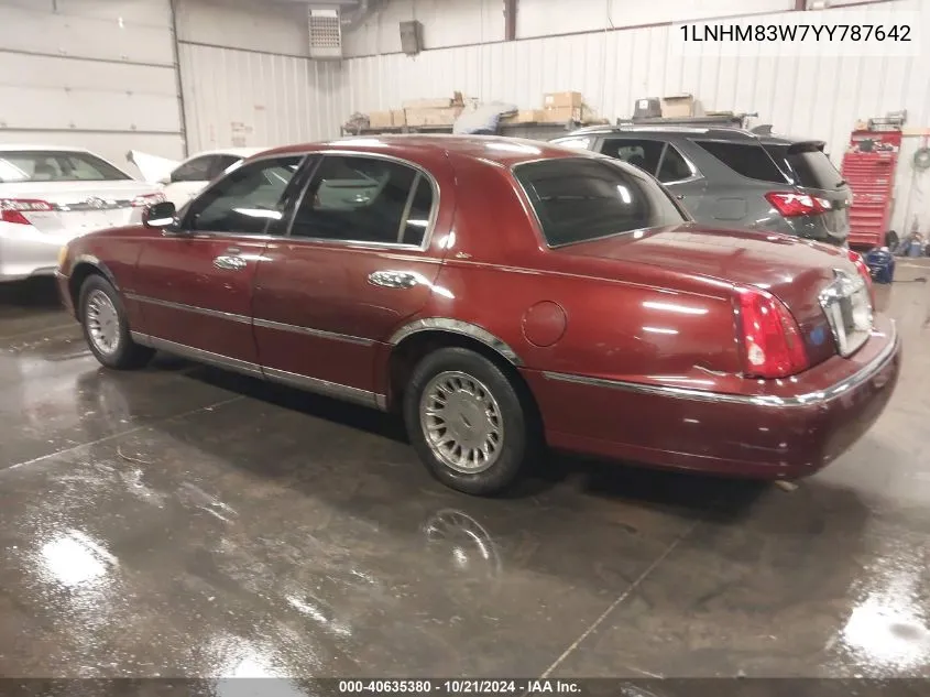 2000 Lincoln Town Car Cartier VIN: 1LNHM83W7YY787642 Lot: 40635380