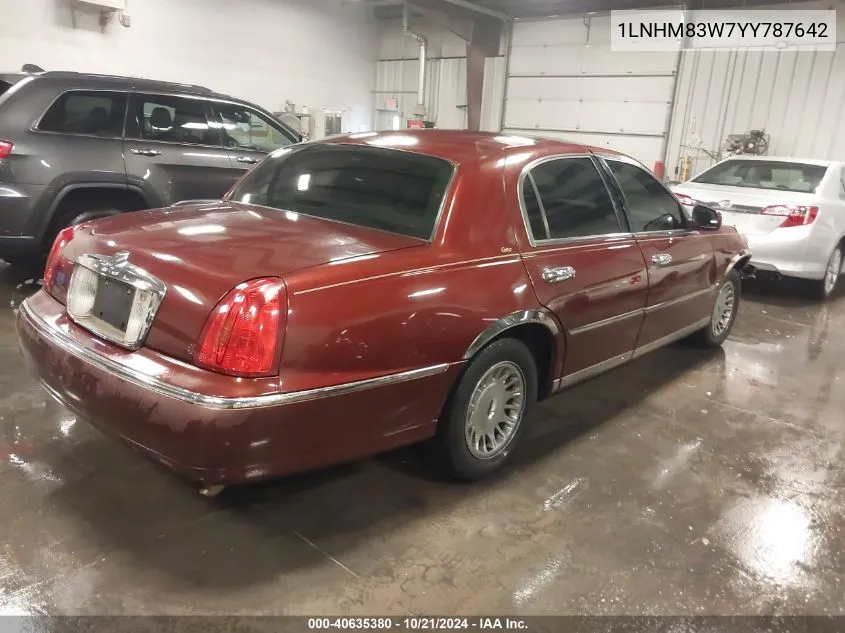 2000 Lincoln Town Car Cartier VIN: 1LNHM83W7YY787642 Lot: 40635380