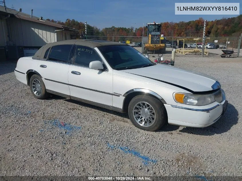 2000 Lincoln Town Car Signature VIN: 1LNHM82WXYY816410 Lot: 40703048