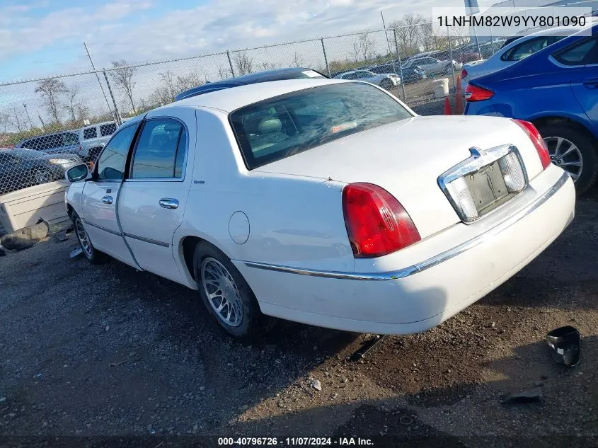 2000 Lincoln Town Car Signature VIN: 1LNHM82W9YY801090 Lot: 40796726