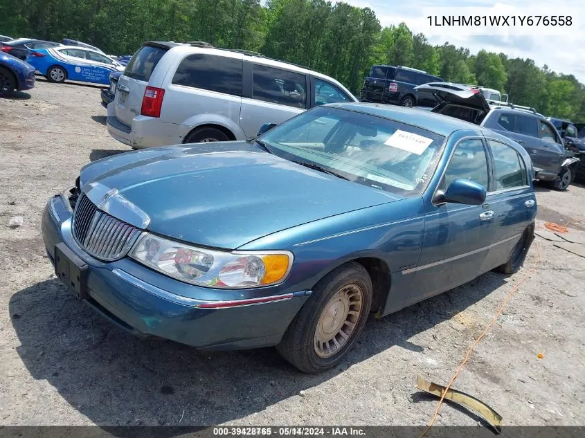 2001 Lincoln Town Car Executive VIN: 1LNHM81WX1Y676558 Lot: 39428765