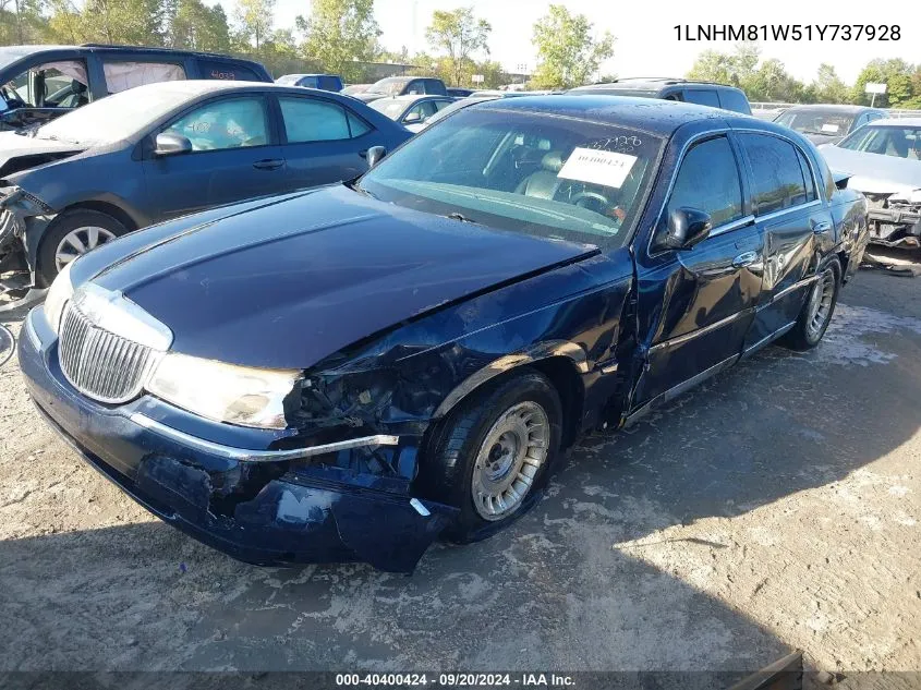 2001 Lincoln Town Car Executive VIN: 1LNHM81W51Y737928 Lot: 40400424