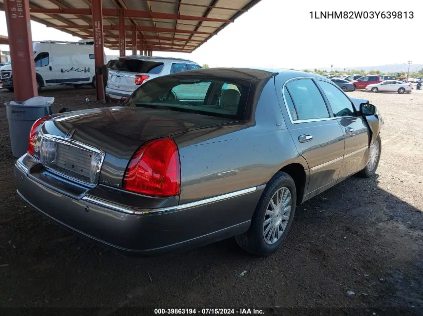 2003 Lincoln Town Car Signature VIN: 1LNHM82W03Y639813 Lot: 39863194