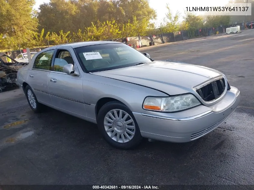 2003 Lincoln Town Car Executive VIN: 1LNHM81W53Y641137 Lot: 40342681