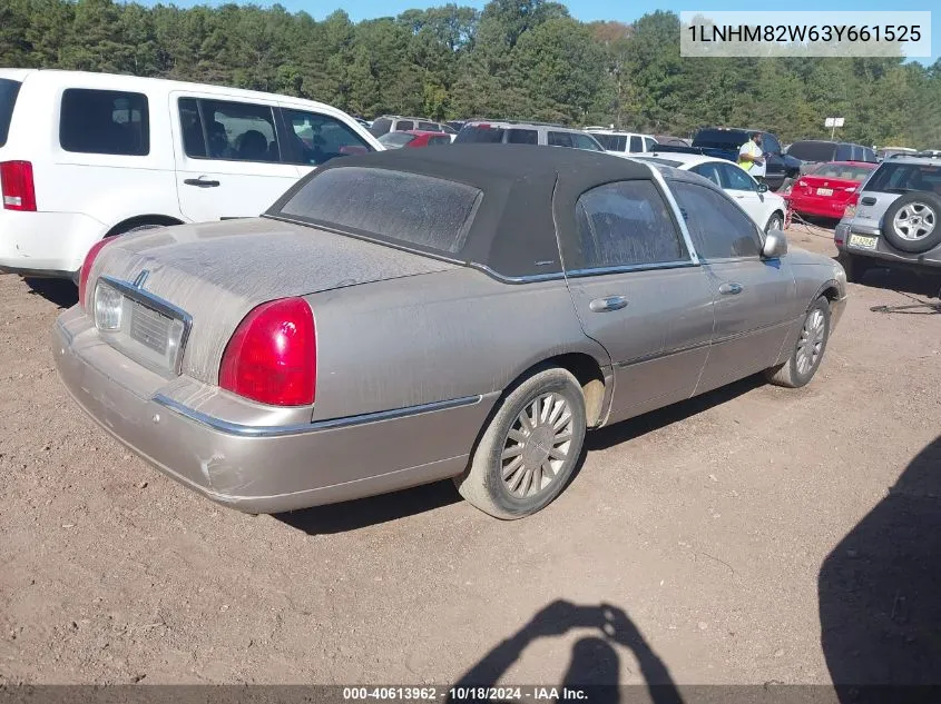 2003 Lincoln Town Car Signature/Signature Premium VIN: 1LNHM82W63Y661525 Lot: 40613962