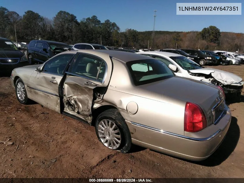 2004 Lincoln Town Car Signature VIN: 1LNHM81W24Y647351 Lot: 39538599