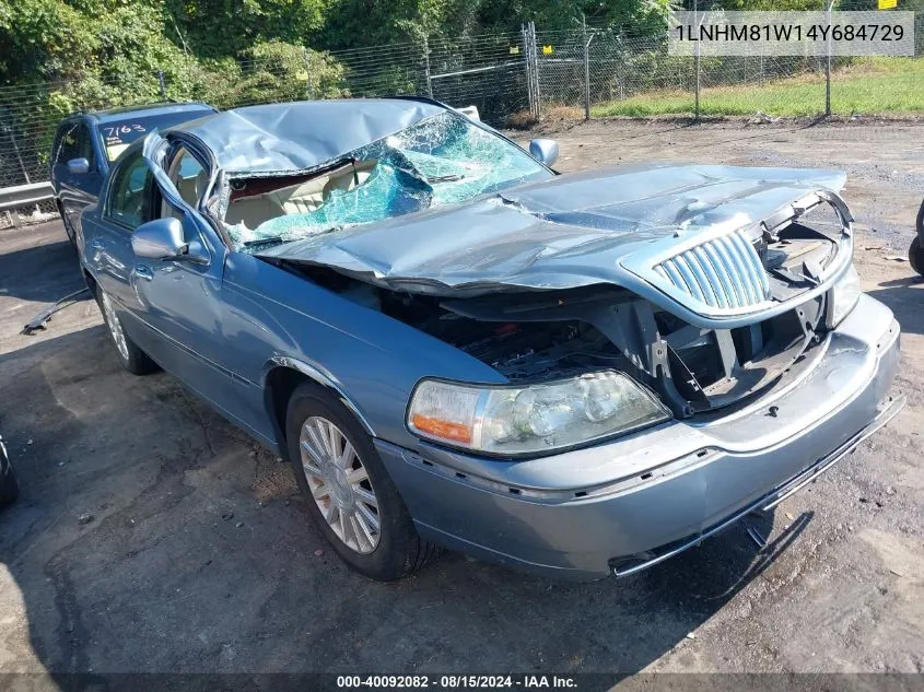 2004 Lincoln Town Car Signature VIN: 1LNHM81W14Y684729 Lot: 40092082