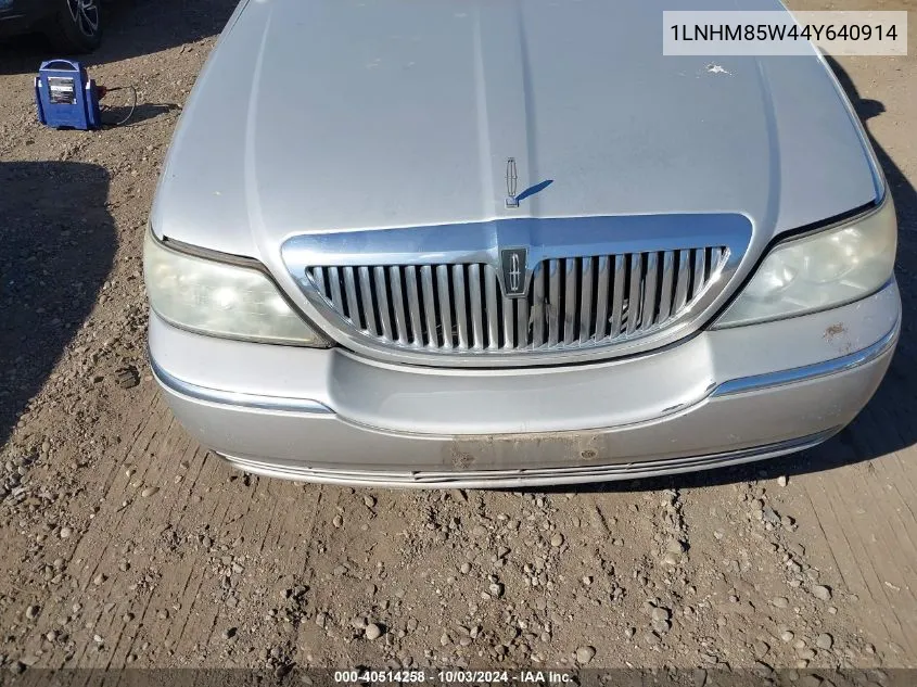 2004 Lincoln Town Car Ultimate L VIN: 1LNHM85W44Y640914 Lot: 40514258