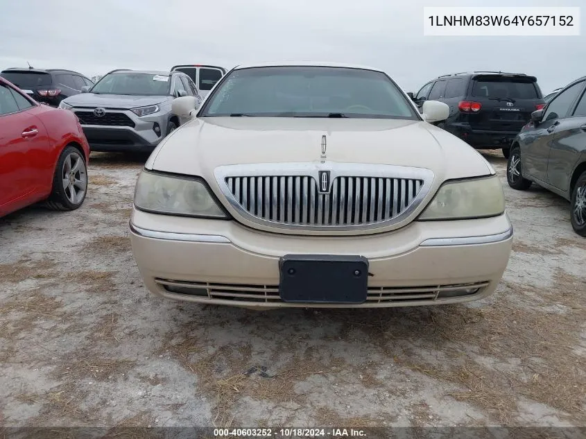 2004 Lincoln Town Car Ultimate VIN: 1LNHM83W64Y657152 Lot: 40603252