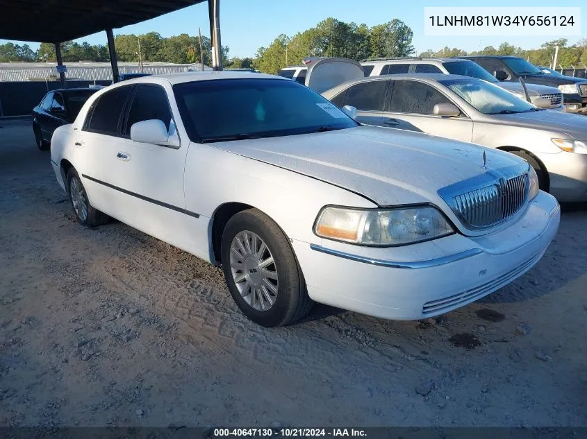 2004 Lincoln Town Car Signature VIN: 1LNHM81W34Y656124 Lot: 40647130