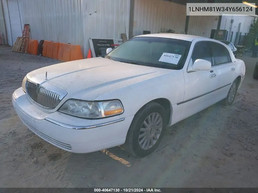 2004 Lincoln Town Car Signature VIN: 1LNHM81W34Y656124 Lot: 40647130