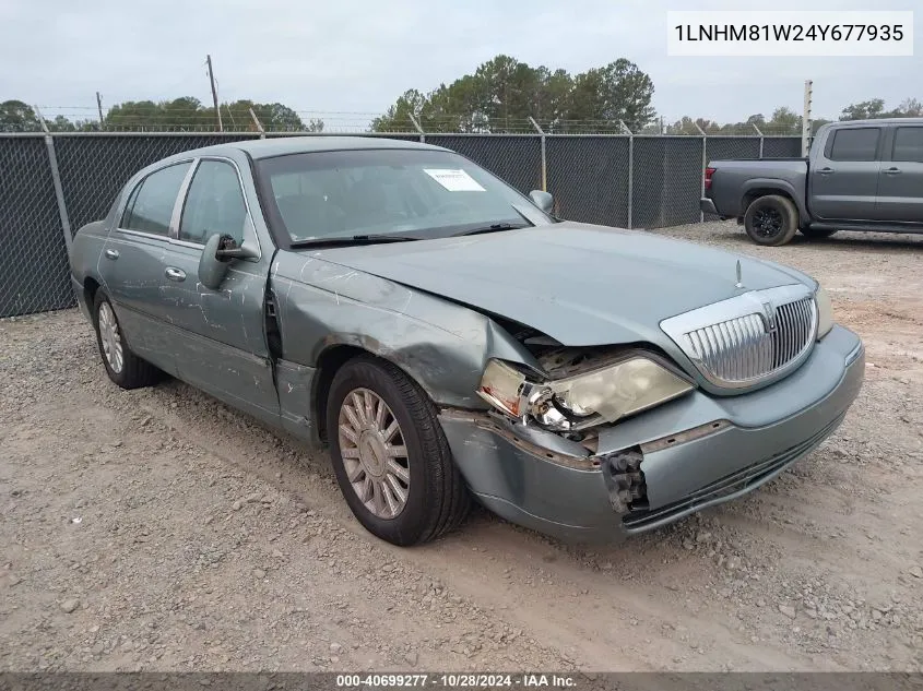 2004 Lincoln Town Car Signature VIN: 1LNHM81W24Y677935 Lot: 40699277